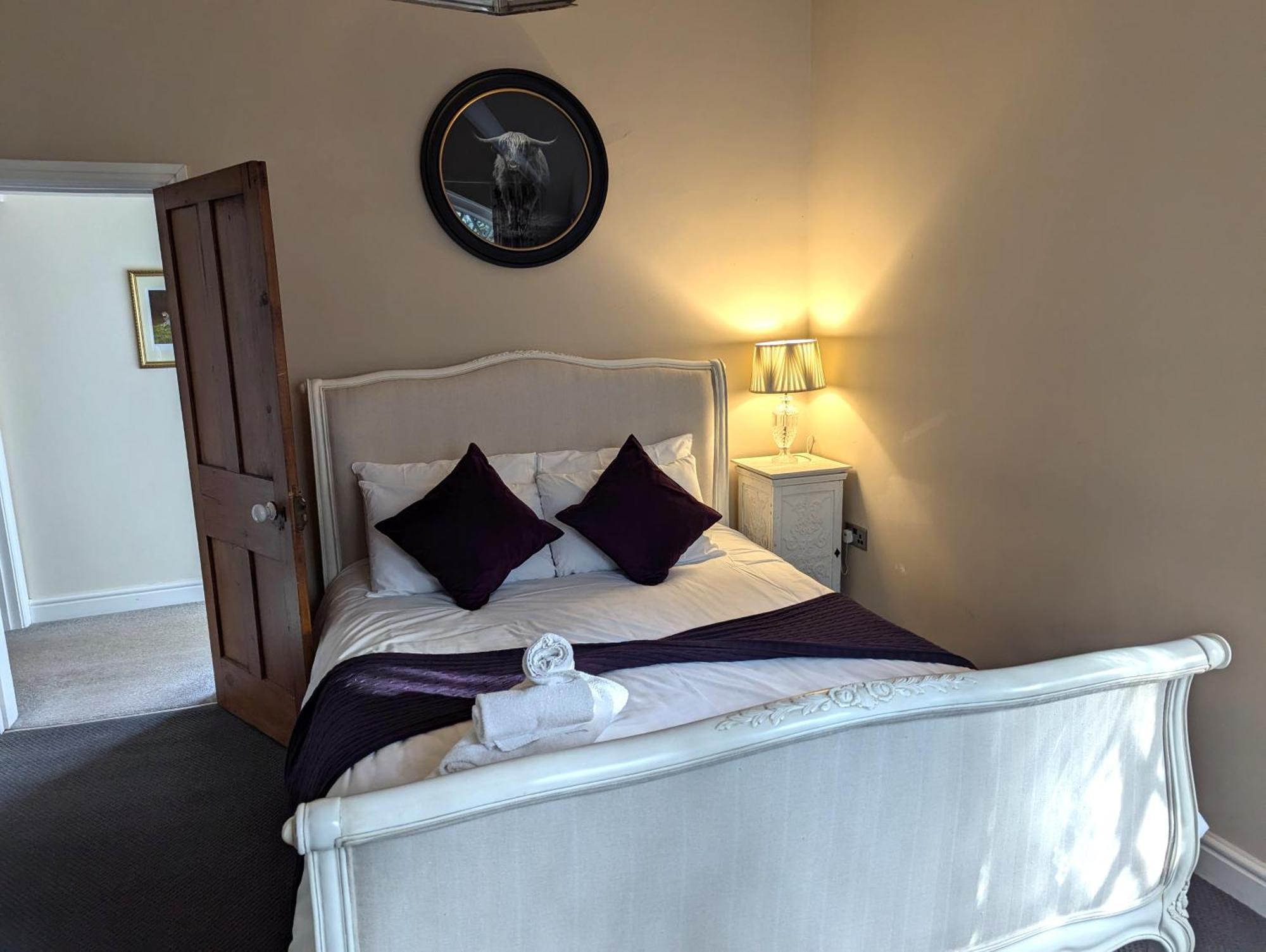The Coach House Apartment At Cefn Tilla Court, Usk Exterior foto